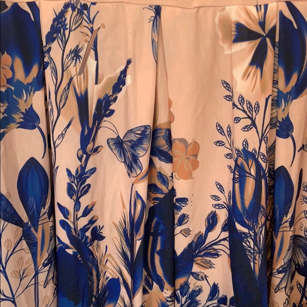 Fit & Flare Lightweight  Dress - Picture 2 of 5